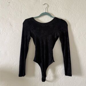 Vintage/90s Victoria's Secret Black Long Sleeve Bodysuit (size Small)
